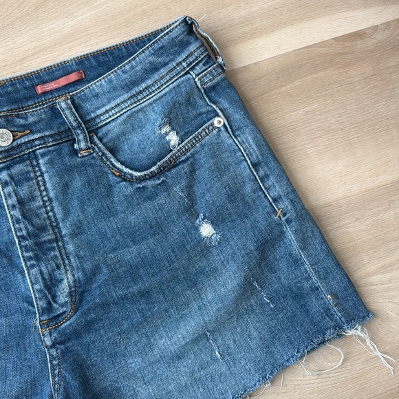 Anthro Pilcro - The Signature High Rise Short - Picture 10 of 17